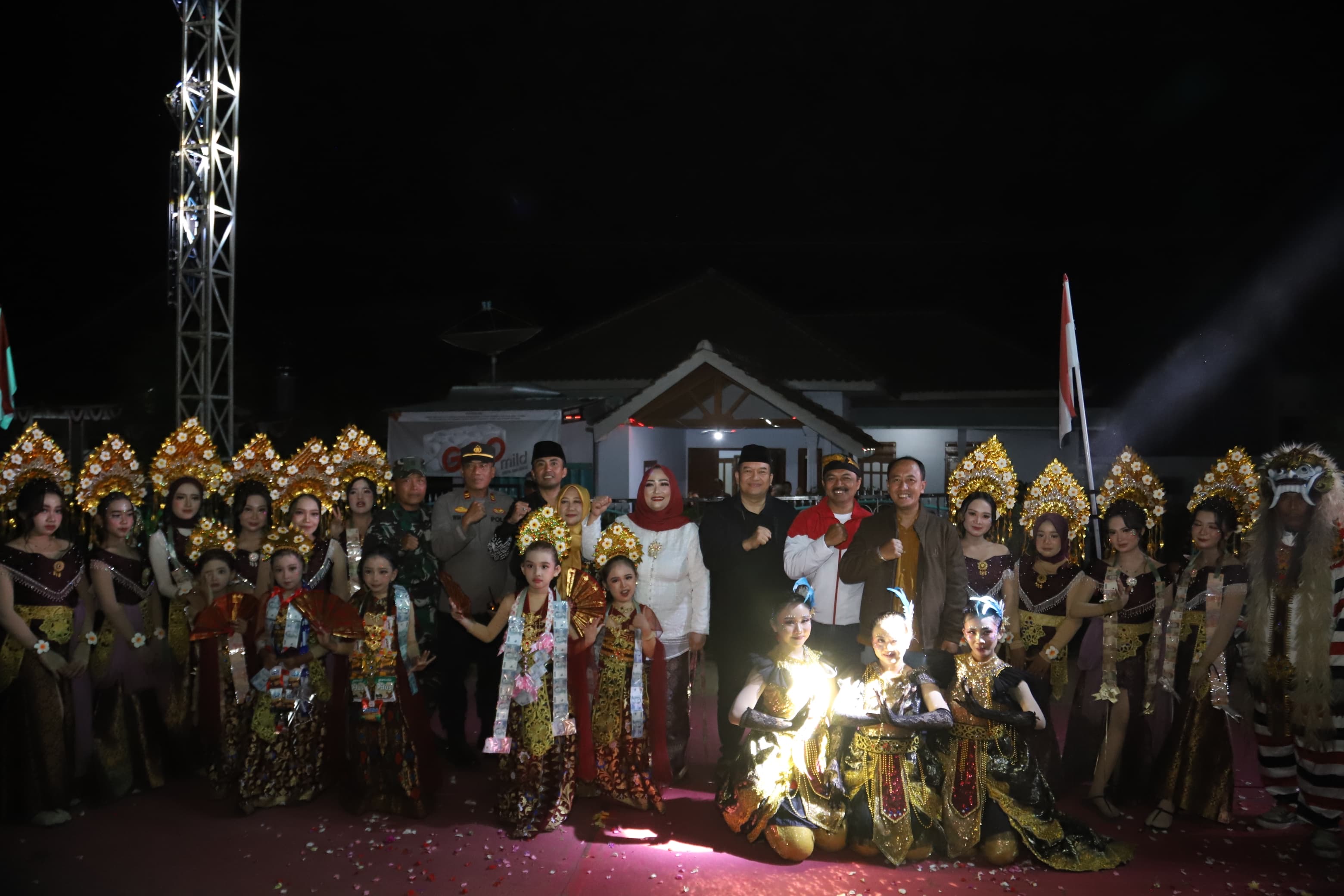 Bersih Desa Pandanlandung Jadi Momentum Penguatan Ekonomi Warga, Sekda Malang Dorong Pertanian Jeruk dan Program Bedah Rumah